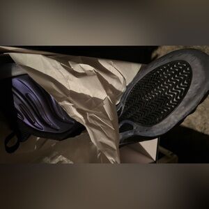 Nike purple 9.5 mens brand new in box